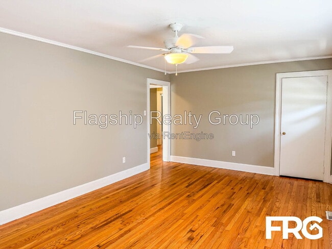 Building Photo - 613 Pittman St