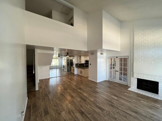 Living Area | Dining Area | Private Patio Entrance - 17581 Fairlie Rd
