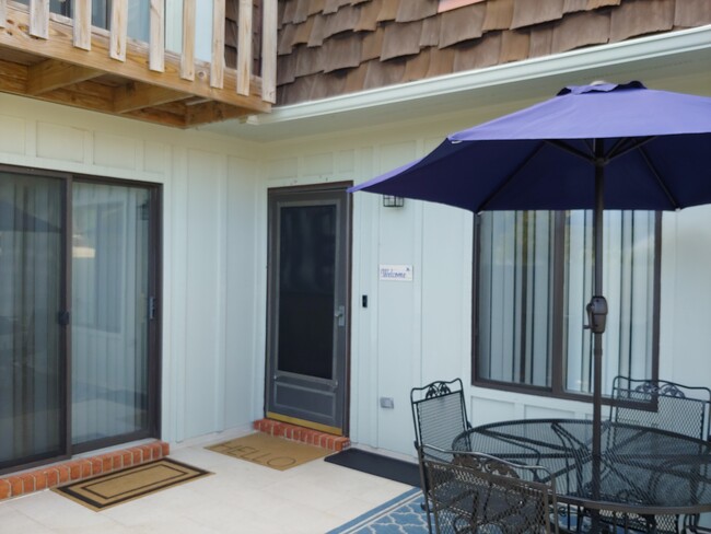 Fully shaded patio in the evenings. - 1711 Ocean Bay Dr