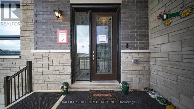 Building Photo - 96 Strickland Ave