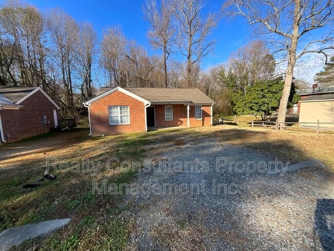 Building Photo - 1506 Hidden Creek Terrace