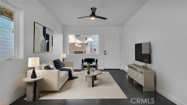 Foto del edificio - 72755 Sierra Vista Dr