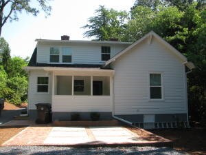 Building Photo - 304 E South St