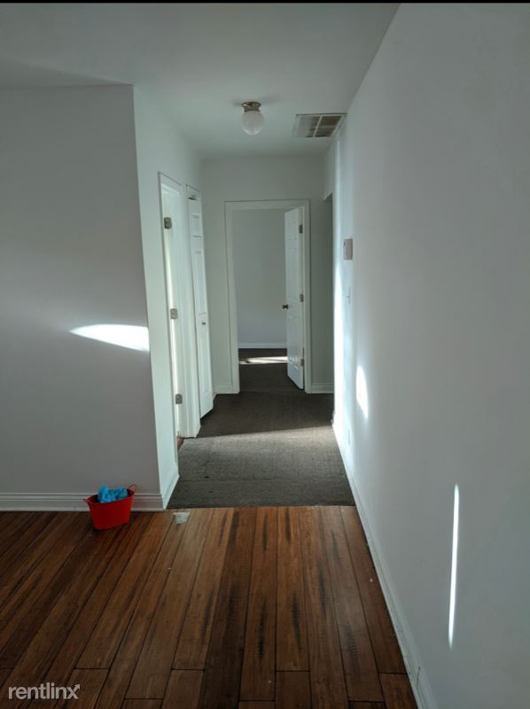 Primary Photo - 3 br, 1 bath House - 14825 Seeley Ave