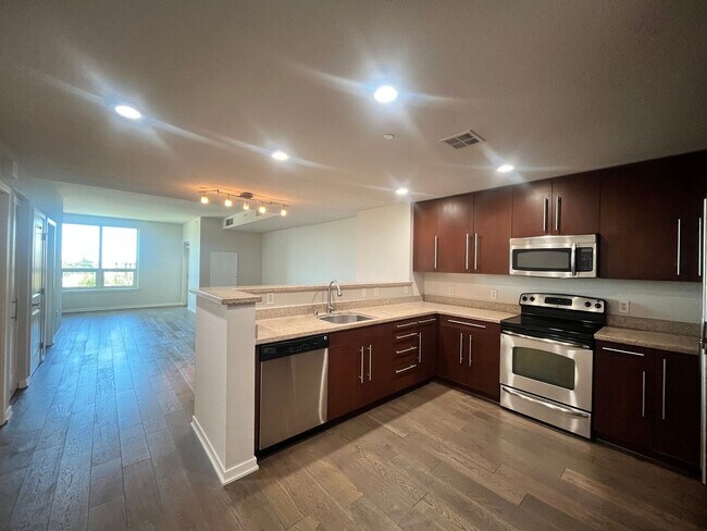 Building Photo - Available Now!! Showpiece Condo with Incre...