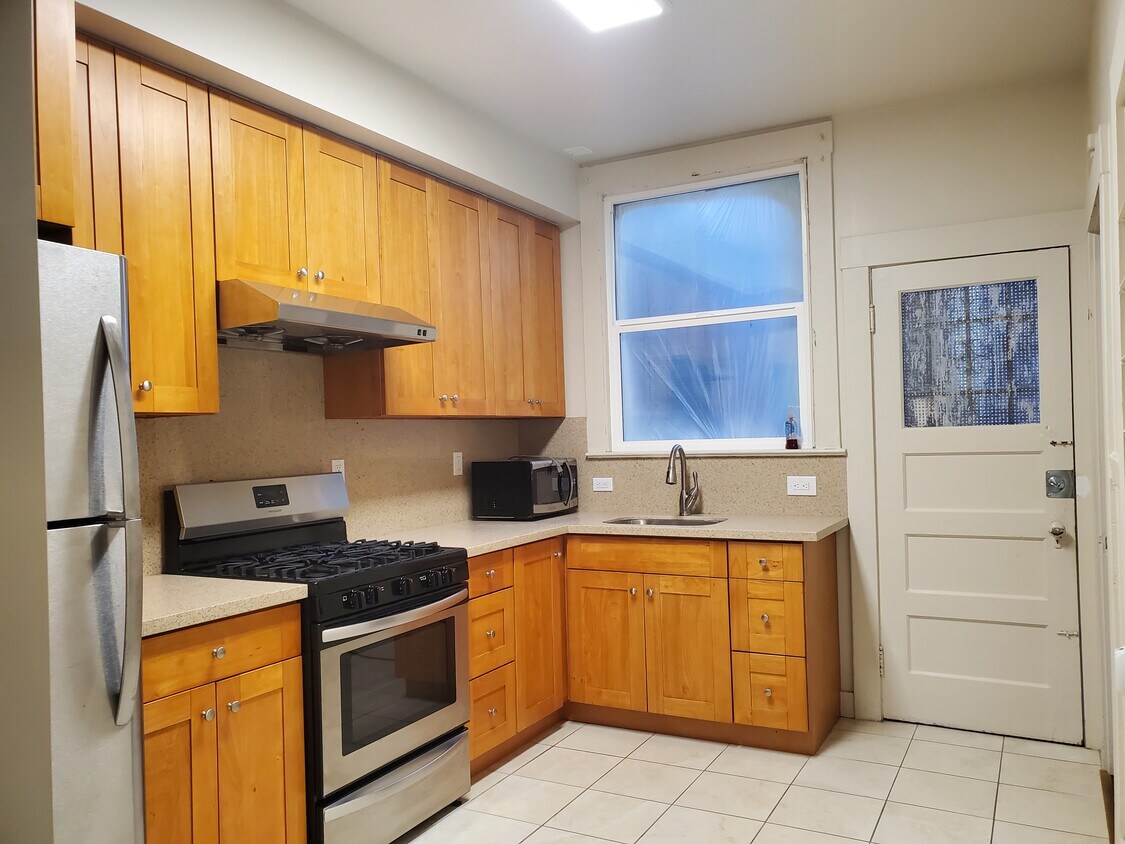 Foto principal - 1850 Grove St