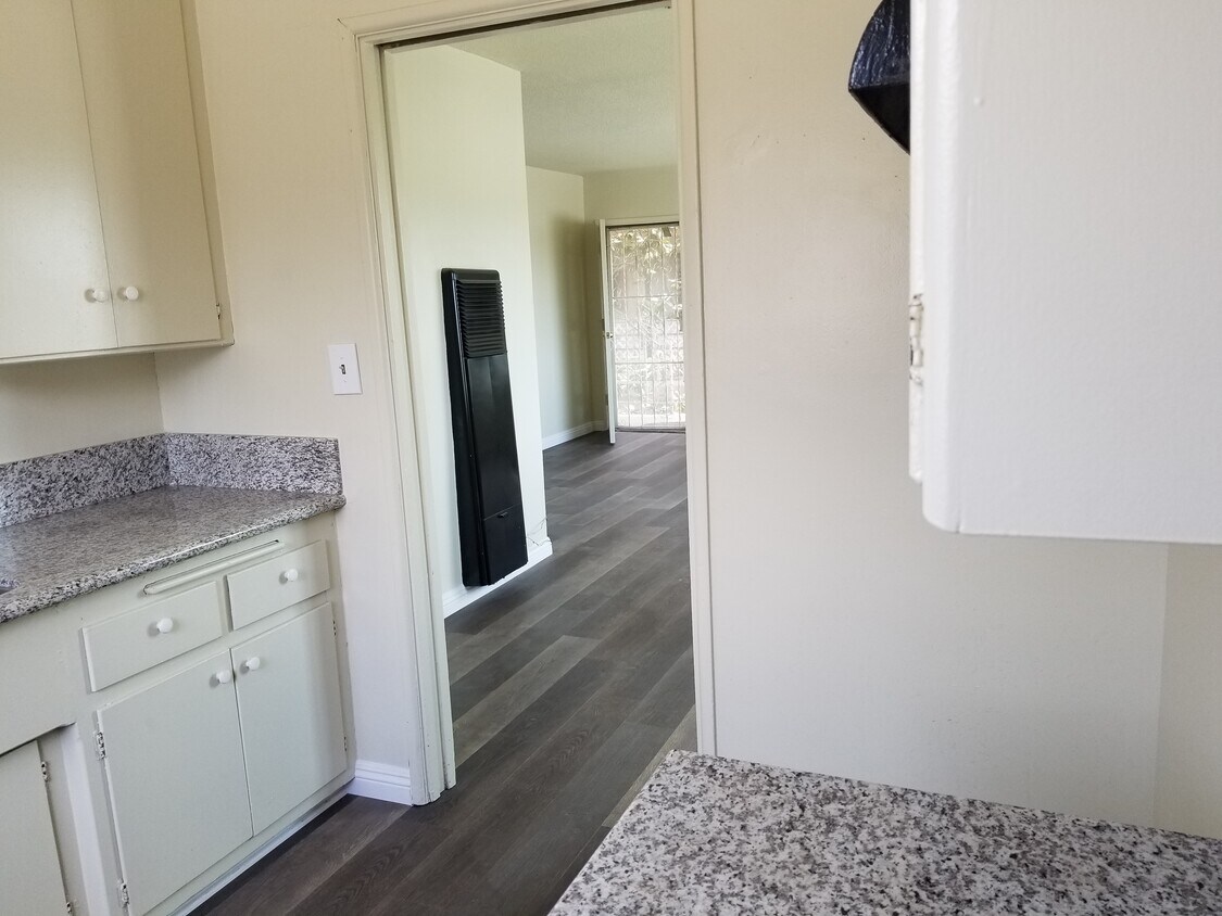 Sample of Unit may not be the one available - 2619 W Imperial Hwy