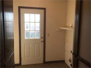 Building Photo - 704 Ashley Dr