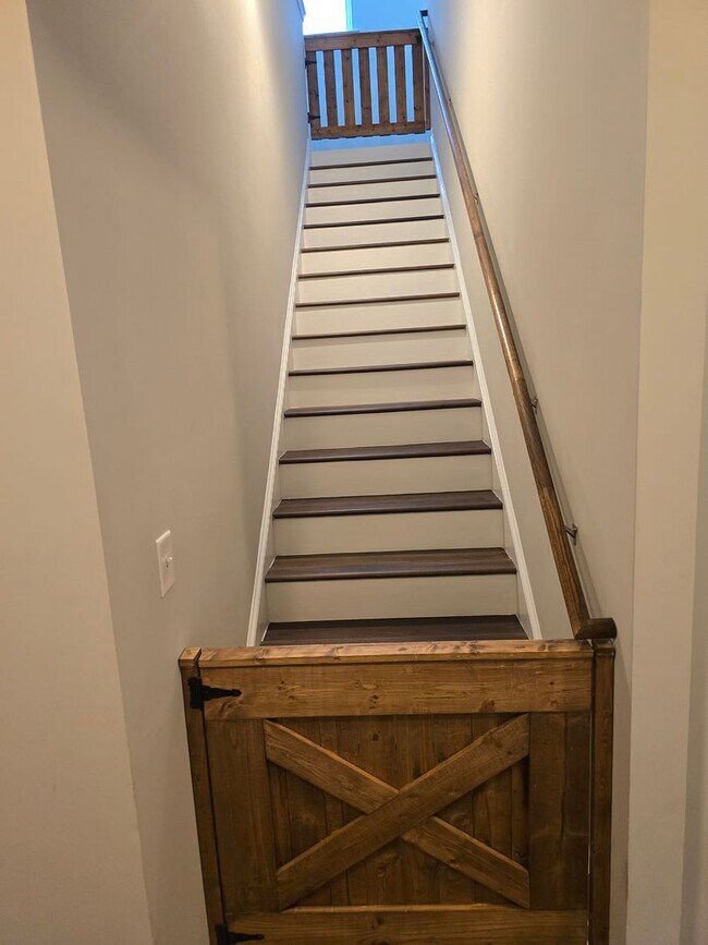 Foto del edificio - 3 Bed 2.5 bath new remodeled Home