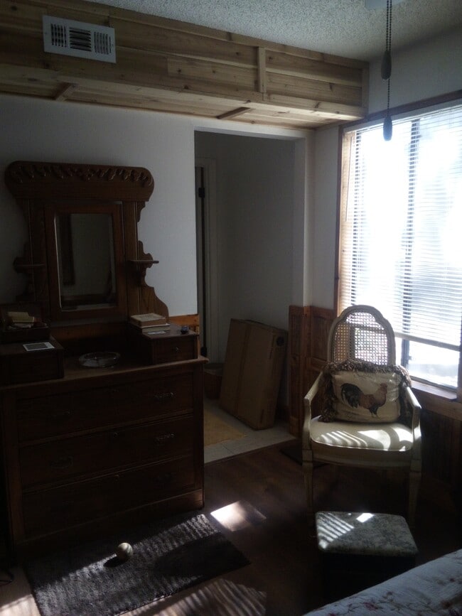 Building Photo - 3580 Sable Palm Ln