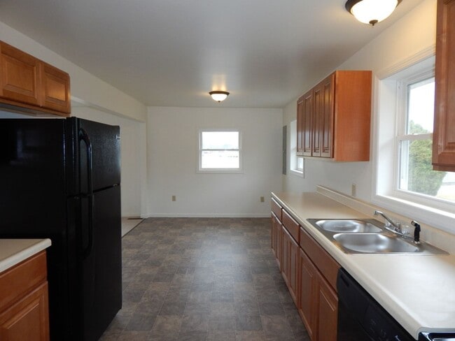 Building Photo - 274 Forge Rd