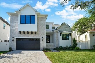 Building Photo - 5024 W Dickens Ave