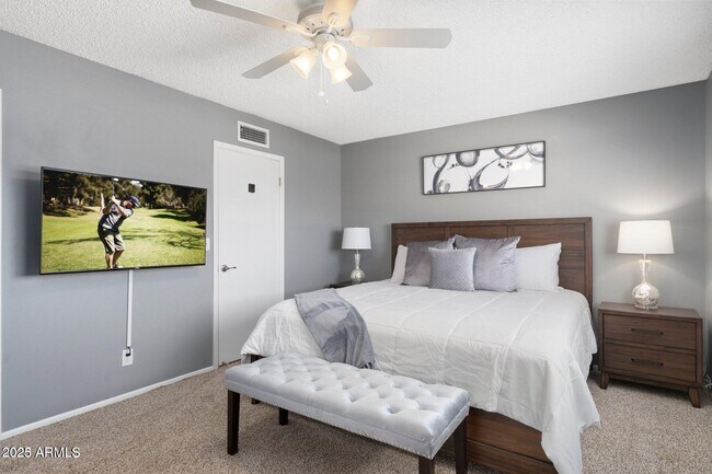 Foto del edificio - 6921 E Osborn Rd