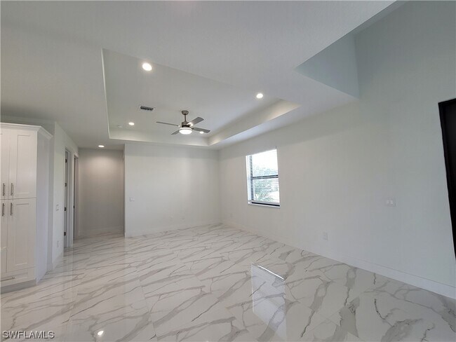 Foto del edificio - 1419 NE 19th St