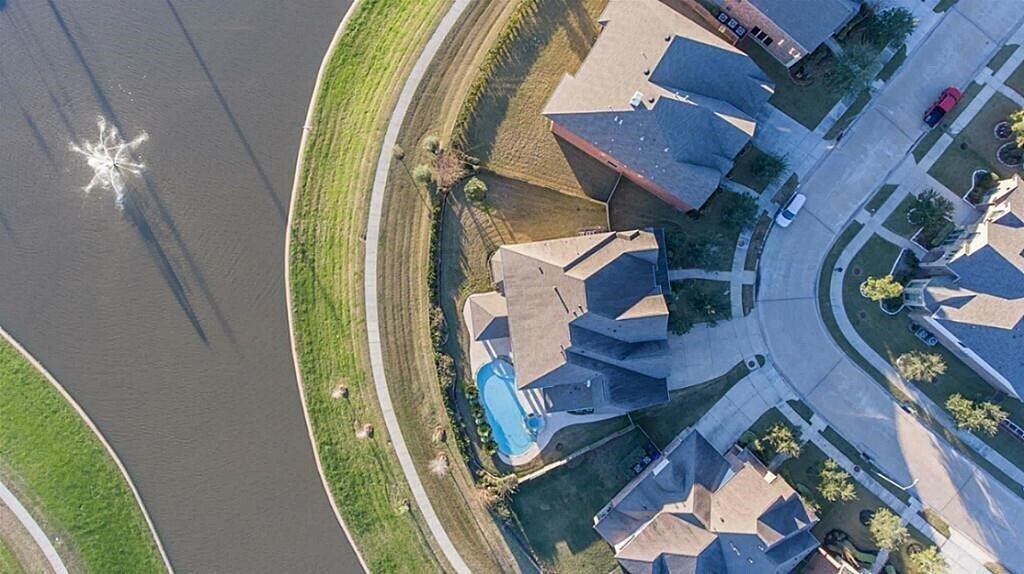 Building Photo - 3719 Finch Springs Ln