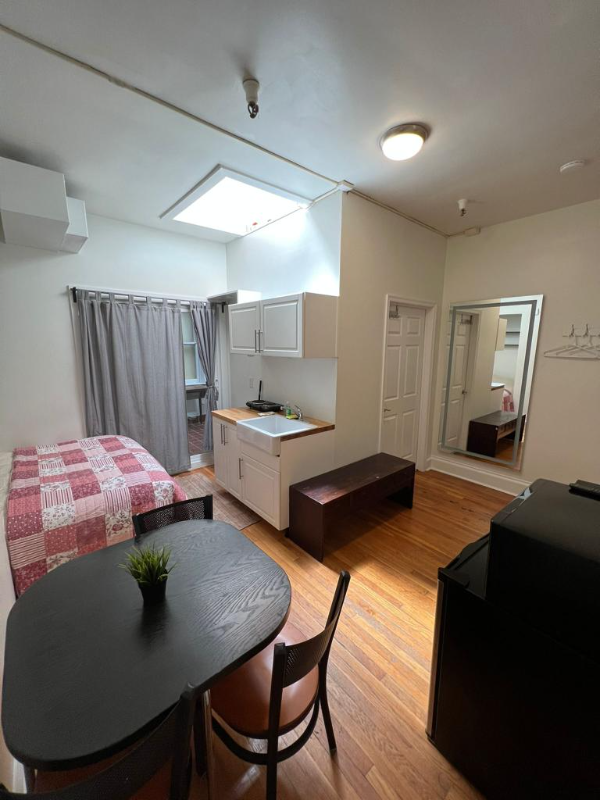 Foto principal - 118 W Main St