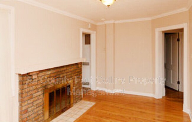 Building Photo - 401 Elm St