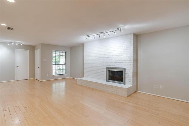 Building Photo - 6450 Waverly Way