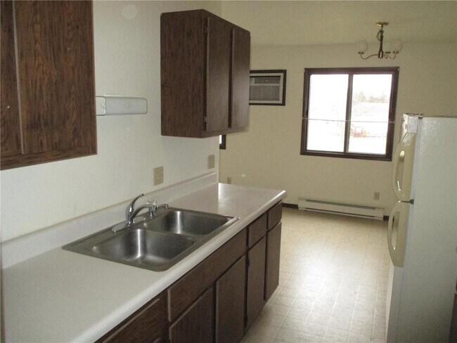 Building Photo - 120 Slocum St