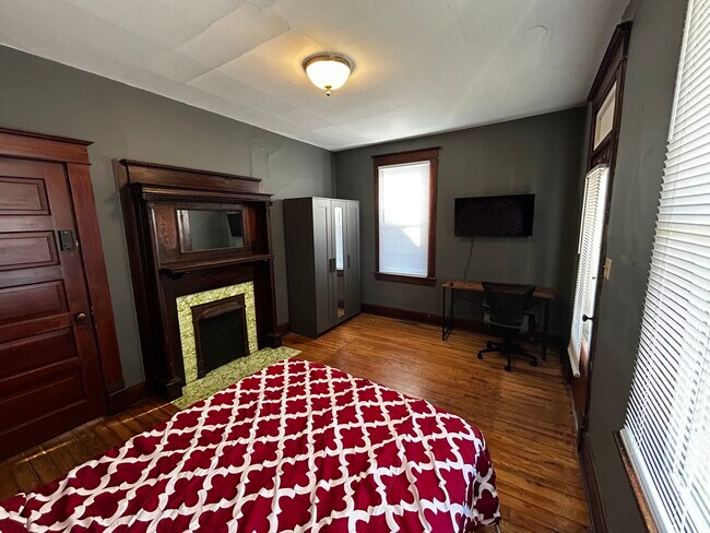 Foto del edificio - 724 N Columbus St