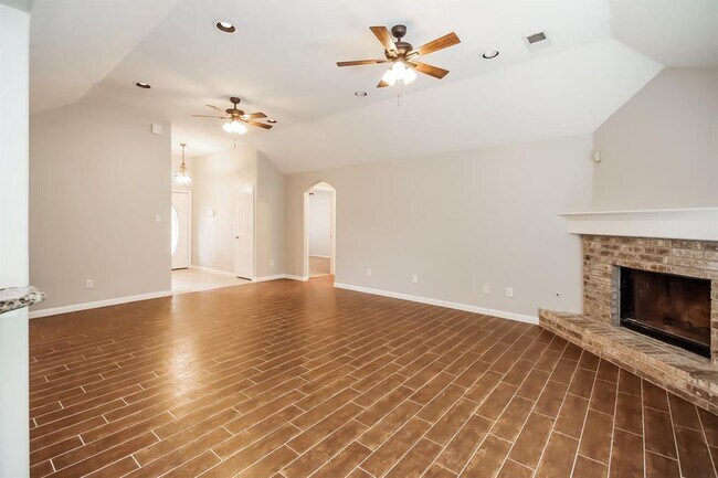 Building Photo - 3332 Jessica Ct