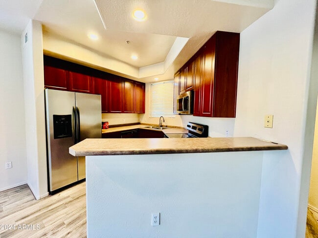 Foto del edificio - 705 W Queen Creek Rd