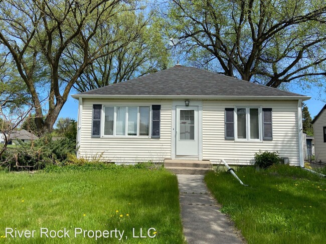 Building Photo - 5 br, 2 bath House - 1201 9th Street North