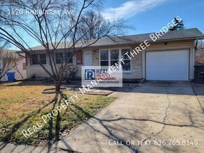 Building Photo - 1420 Bobbinray Ave