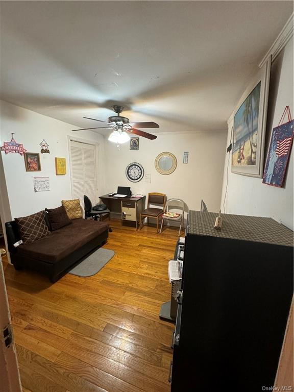 Foto del edificio - 8607 Avenue B