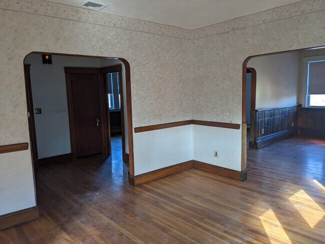 Foto del edificio - 24 Grandview Rd