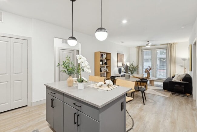 Building Photo - Luca Apartments