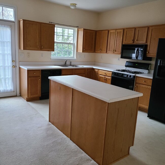 Building Photo - Townhouse - Staples Mill	 3 bed 2.5 Bath W...