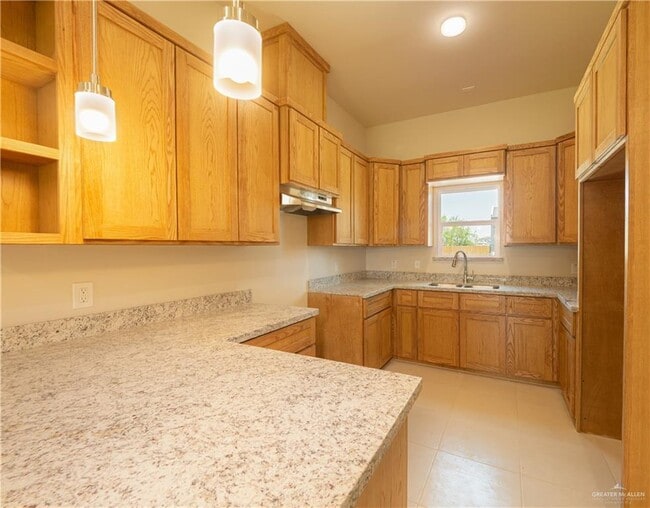 Building Photo - 1511 Salvia St