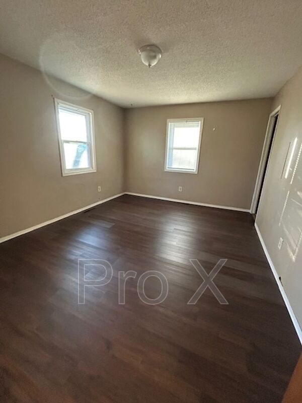 Foto del edificio - 1716 S Olive St