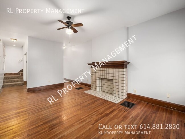 Building Photo - 3 bedroom & 1.5 bath duplex in Old North C...