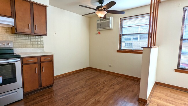 Building Photo - 4341 W 63rd St