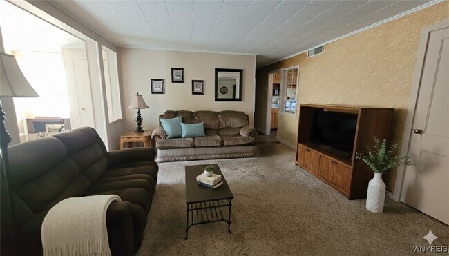 Building Photo - 2 Balzac Ct