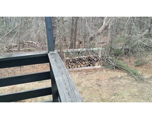 Building Photo - 17 Pinebrook Ln