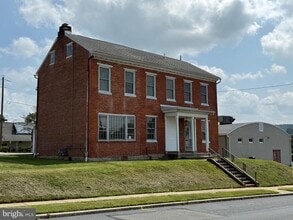 Building Photo - 1530 New Holland Rd
