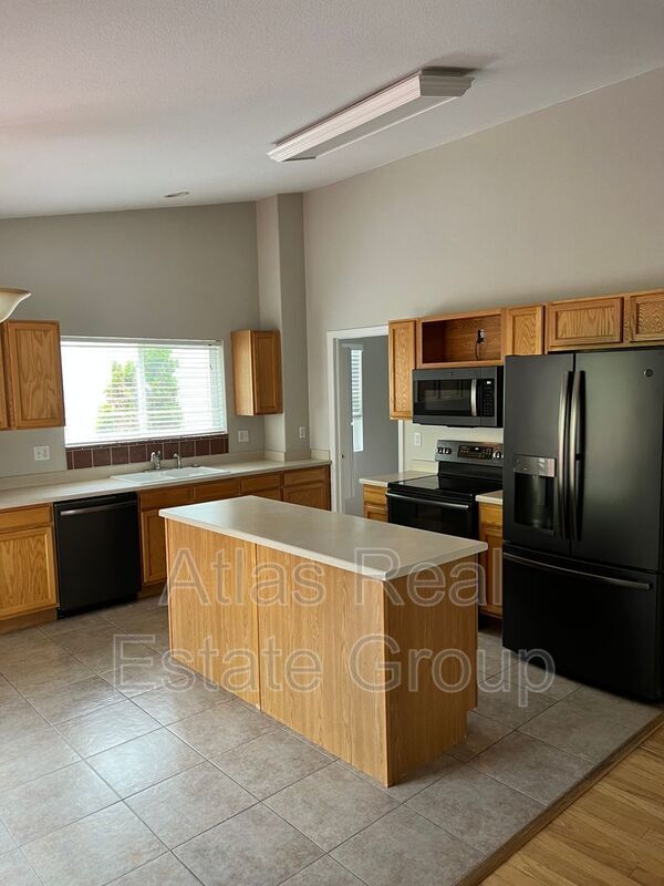 Foto del edificio - 2072 E 98th Ave