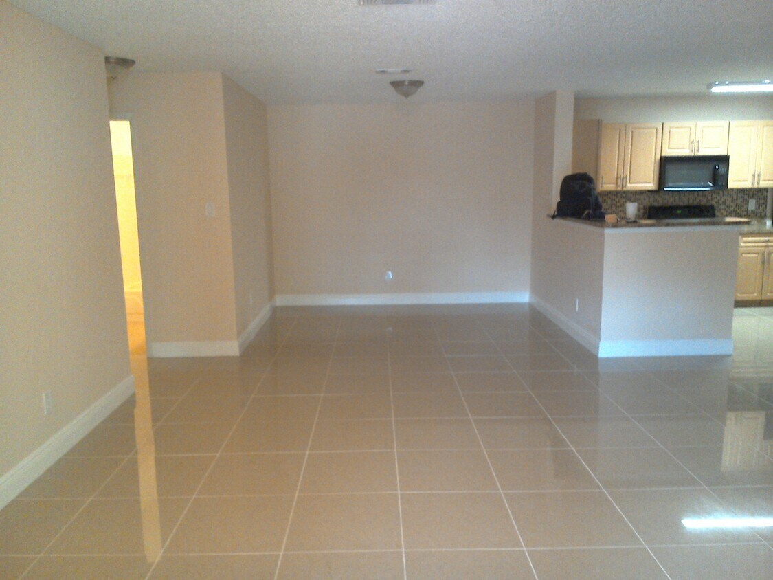 Primary Photo - 11255 W Atlantic Blvd