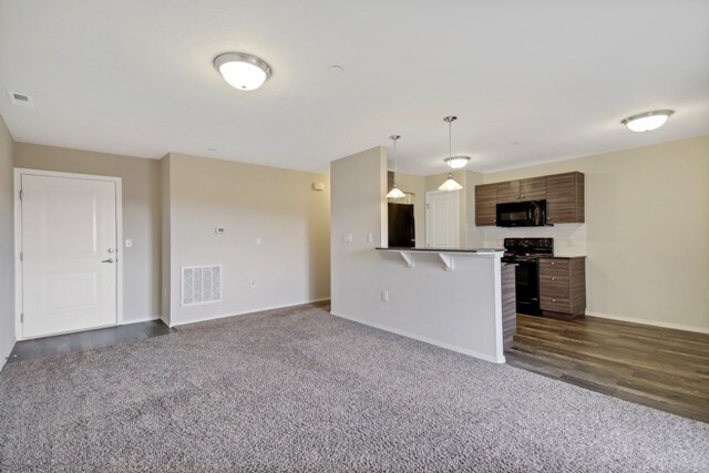 Building Photo - 16504 N Marketplace Blvd