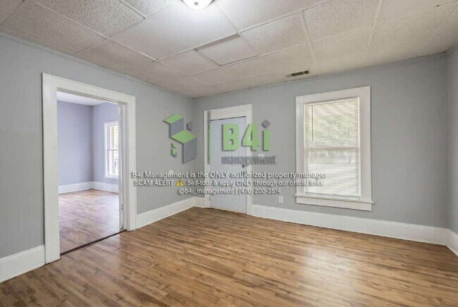 Foto del edificio - 1240 Rocky Creek Rd