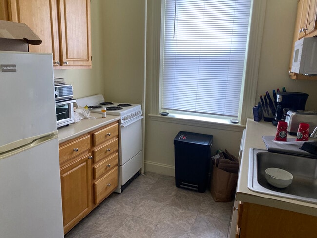 Photo - 16 Queensberry St Apartment