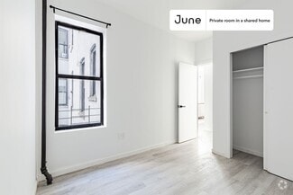 Building Photo - Private bedroom in 4 bed/1 bath Home