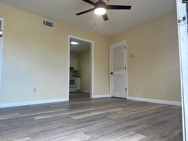 Building Photo - 1707-1707 Stahl St