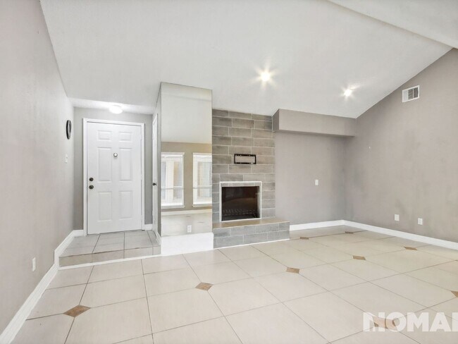 Foto del edificio - Spacious home with endless possibilities