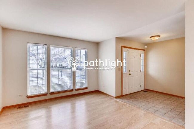 Building Photo - 137 Wedgeport Cir, Romeoville, IL, 60446