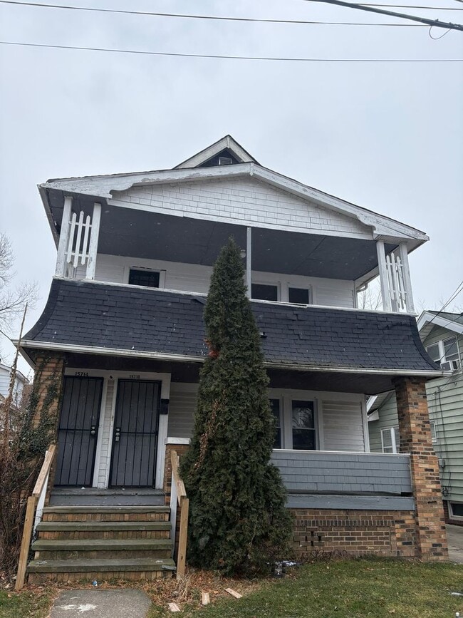 Foto del edificio - 15710 Corsica Ave