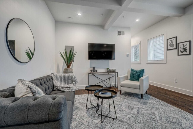 Foto del edificio - 940 Piedmont Ave NE